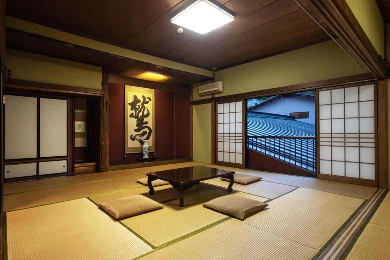 宿坊 端場坊｜Temple Hotel Habanobo Minobu Exterior photo